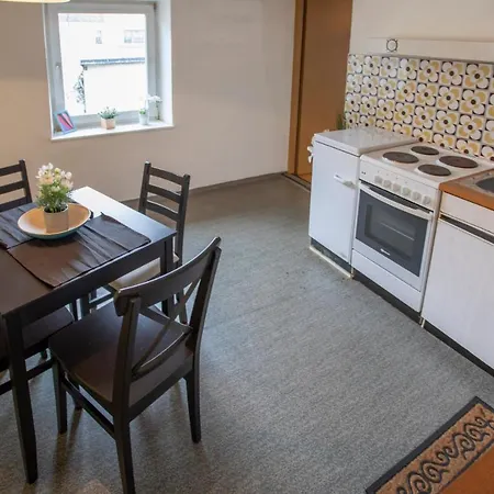 Apartment Deluxe Innsbruck City Apartment *