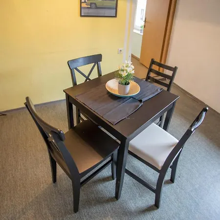 Apartment Deluxe Innsbruck City Apartment *