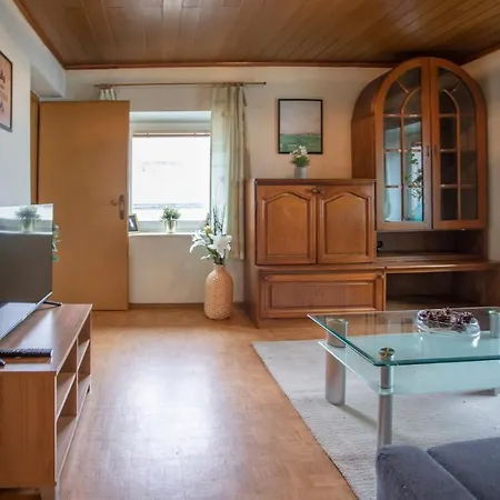 Deluxe Innsbruck City Apartment