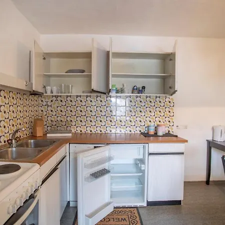 Deluxe Innsbruck City Apartment